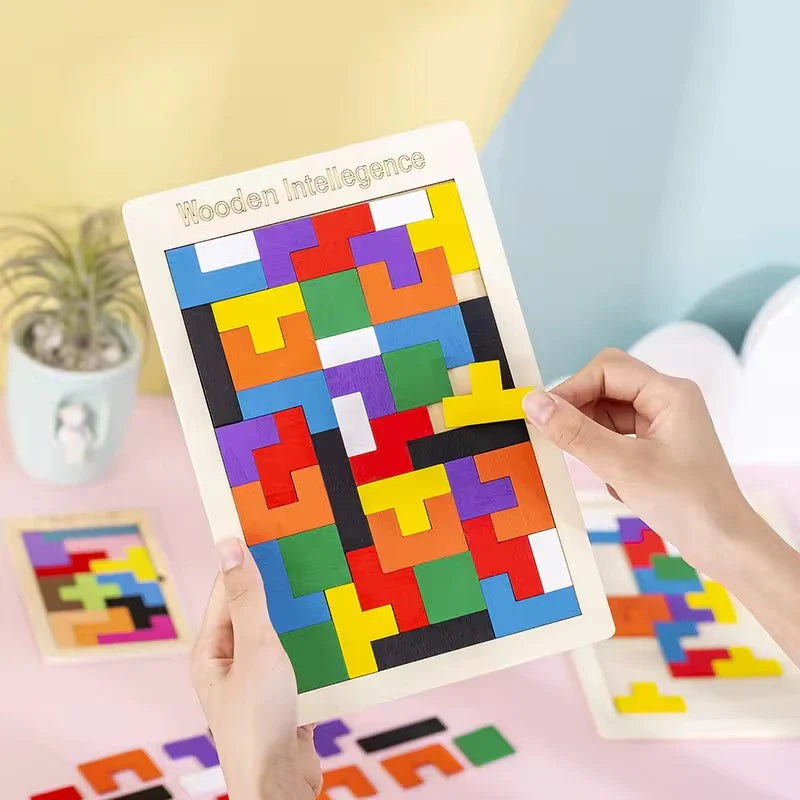 Tangram puzzle