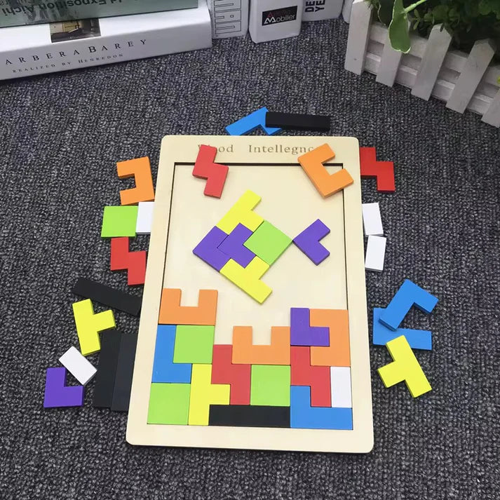 Tangram puzzle